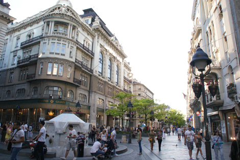 Belgrad kävelykatu Knez Mihailova