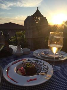 11262265_10206709470953030_1410912684_n