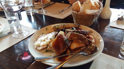 Ravintola Milagro Zemunissa, Belgradissa. Ykköspaikka!